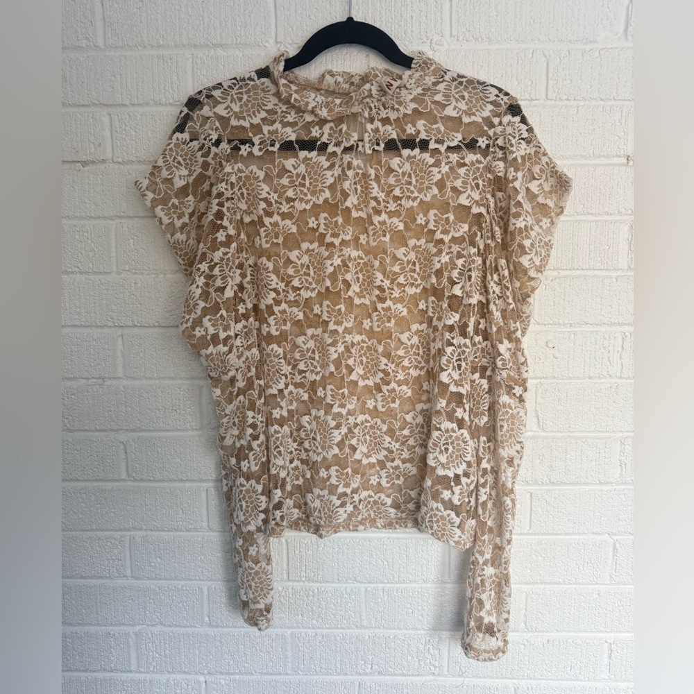 dolan Beige Lace Floral Blouse